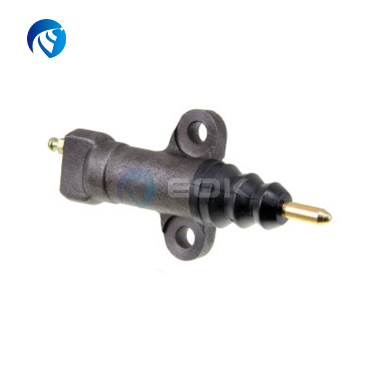 P3-31-D8 BOMBA EMBRAGUE D21 AUXILIAR 30620-C4200&lt;